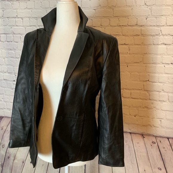 Valerie Stevens leather jacket - Picture 2 of 4